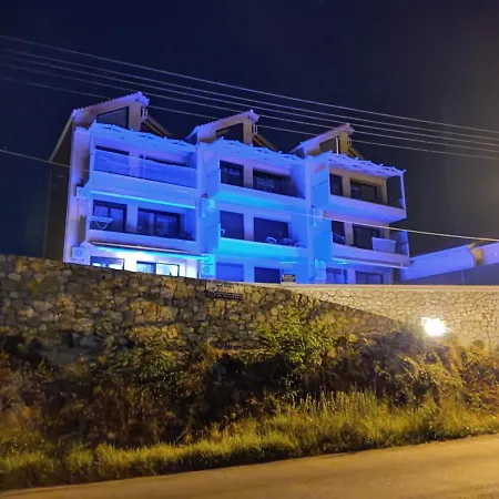 公寓 Ariti Luxury Apartment,
