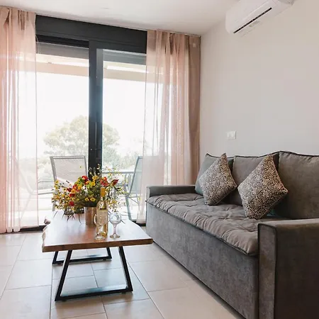 Ariti Luxury Apartment,